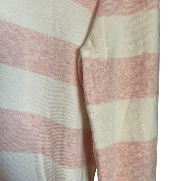 3 for $30! Tommy Hilfiger cotton blend striped v neck sweater - Picture 9 of 10